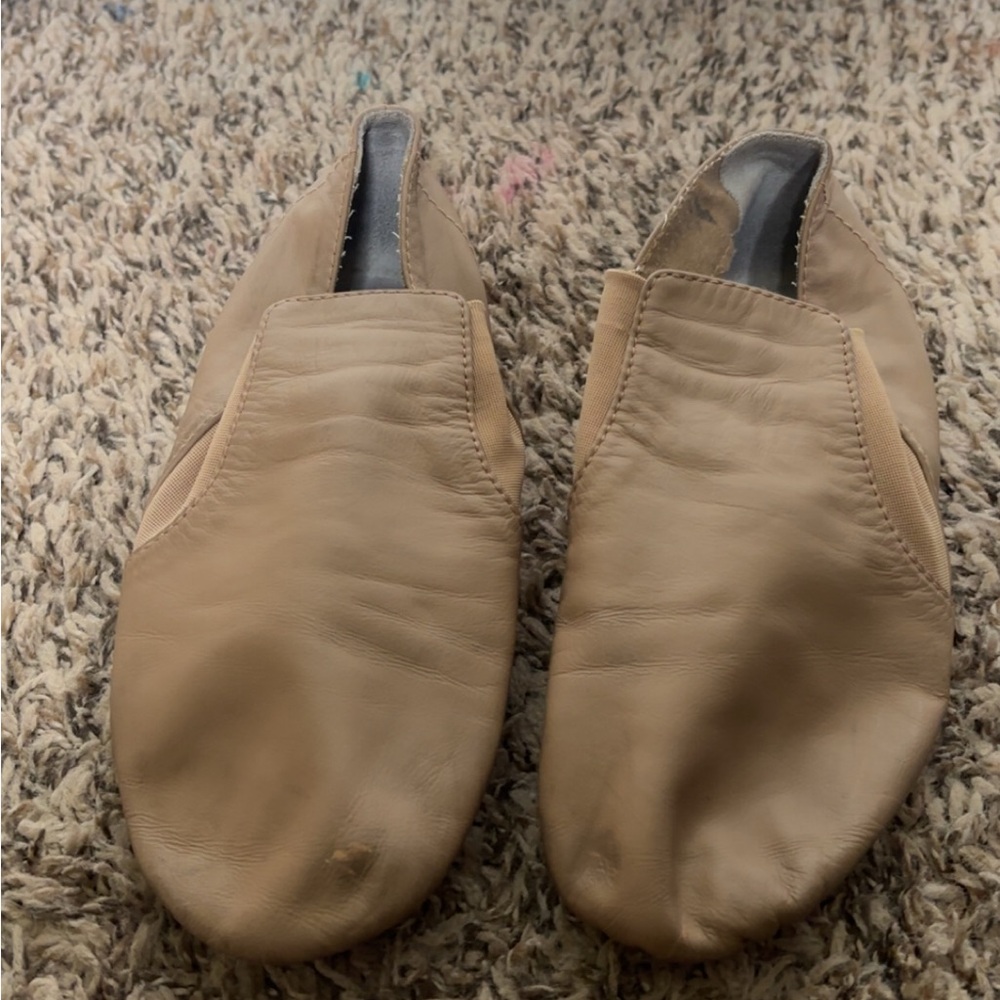Girls Jazz shoes size 5